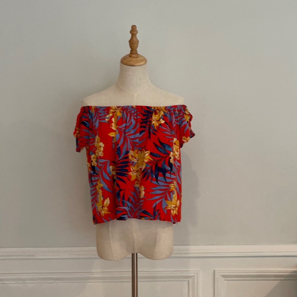 Rip curl off shoulder top